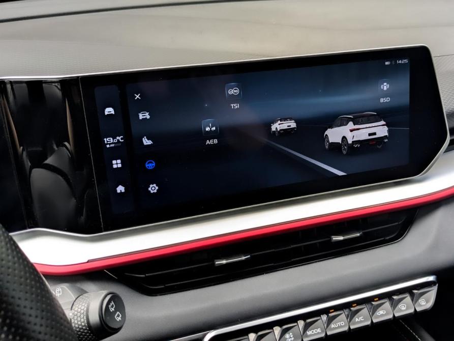 Geely Coolray I Рестайлинг Москва  - изображение 28