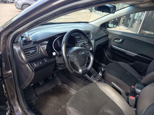 Kia Rio III Рестайлинг с пробегом 2016 года, цена 980 000 рублей, 58780 км, седан, Автокод Объявления