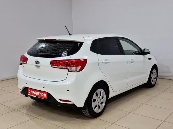 Kia Rio III Рестайлинг с пробегом 2016 года, цена 1 010 000 рублей, 90115 км, хэтчбек, Автокод Объявления