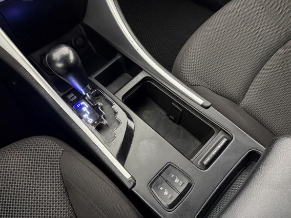 Hyundai Sonata VI (YF) с пробегом 2011 года, цена 1 100 000 рублей, 212300 км, седан, Автокод Объявления