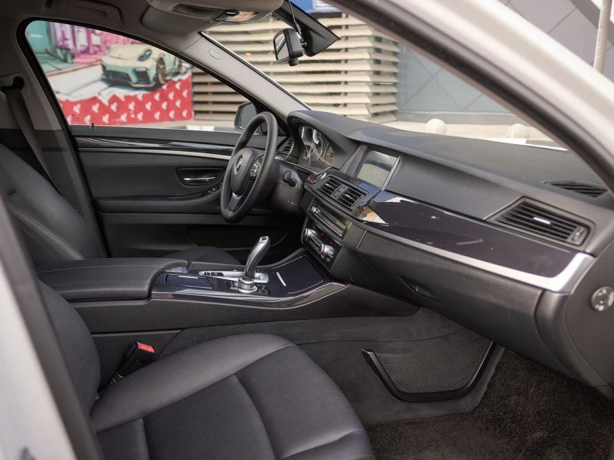 BMW 5 серии VI (F10/F11/F07) Рестайлинг Казань  - изображение 6