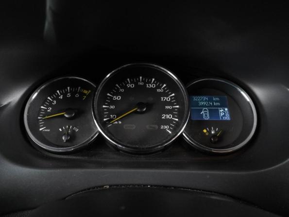 Renault Fluence I с пробегом 2010 года, цена 599 000 рублей, 322734 км, седан, Автокод Объявления