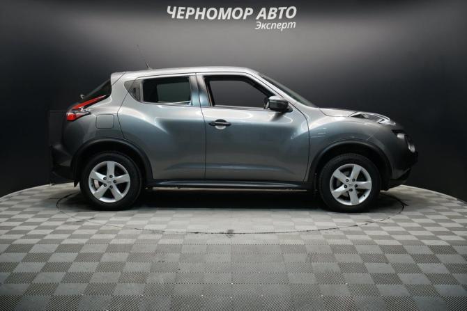 Nissan Juke I Рестайлинг с пробегом 2017 года, цена 1 224 500 рублей, 68000 км, внедорожник, Автокод Объявления