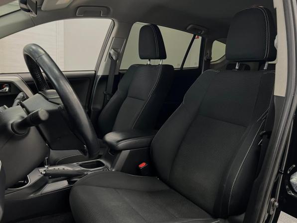 Toyota RAV4 IV (XA40) Рестайлинг с пробегом 2018 года, цена 2 630 000 рублей, 101609 км, внедорожник, Автокод Объявления