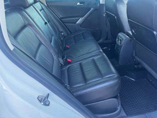 Volkswagen Tiguan I с пробегом 2009 года, цена 949 900 рублей, 252360 км, внедорожник, Автокод Объявления