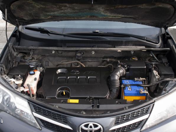 Toyota RAV4 IV (XA40) с пробегом 2013 года, цена 1 800 000 рублей, 249285 км, внедорожник, Автокод Объявления