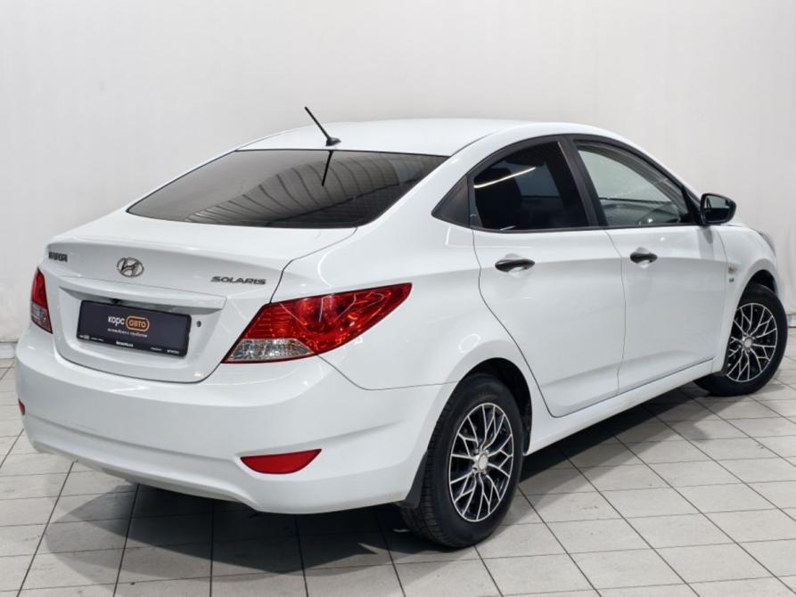Hyundai Solaris I Курск  - изображение 3