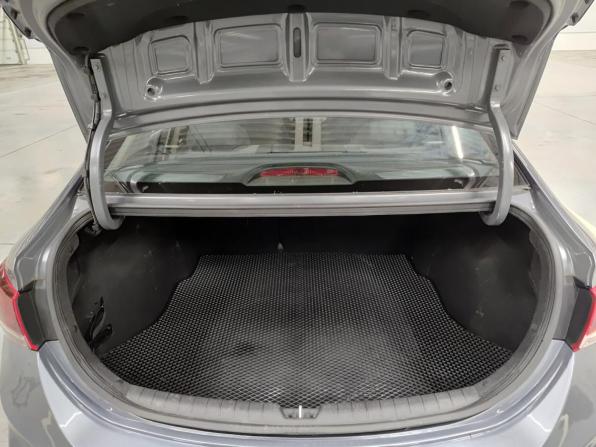 Hyundai Solaris II с пробегом 2017 года, цена 1 370 000 рублей, 95875 км, седан, Автокод Объявления