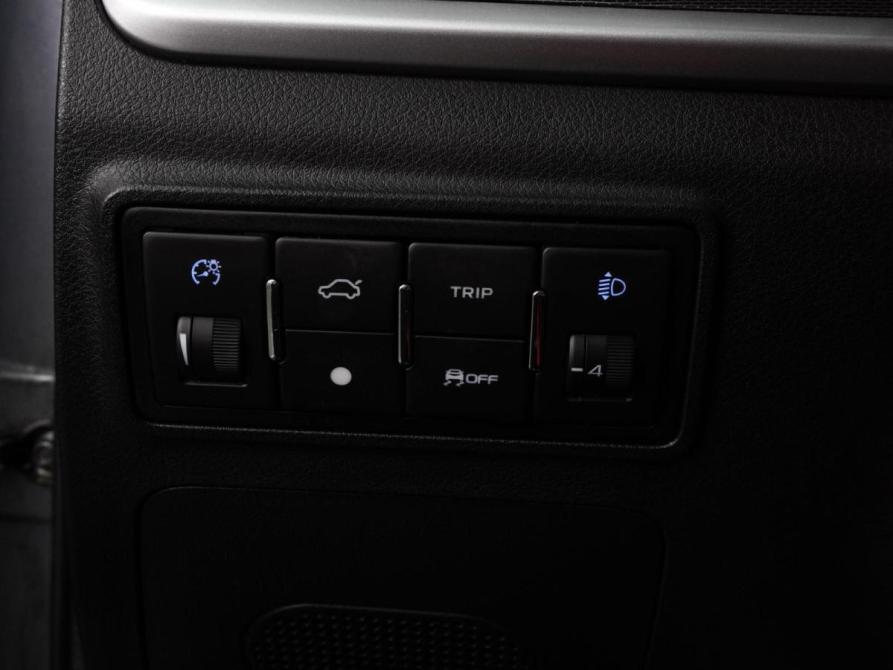 Geely Emgrand 7 I Рестайлинг Воронеж  - изображение 15