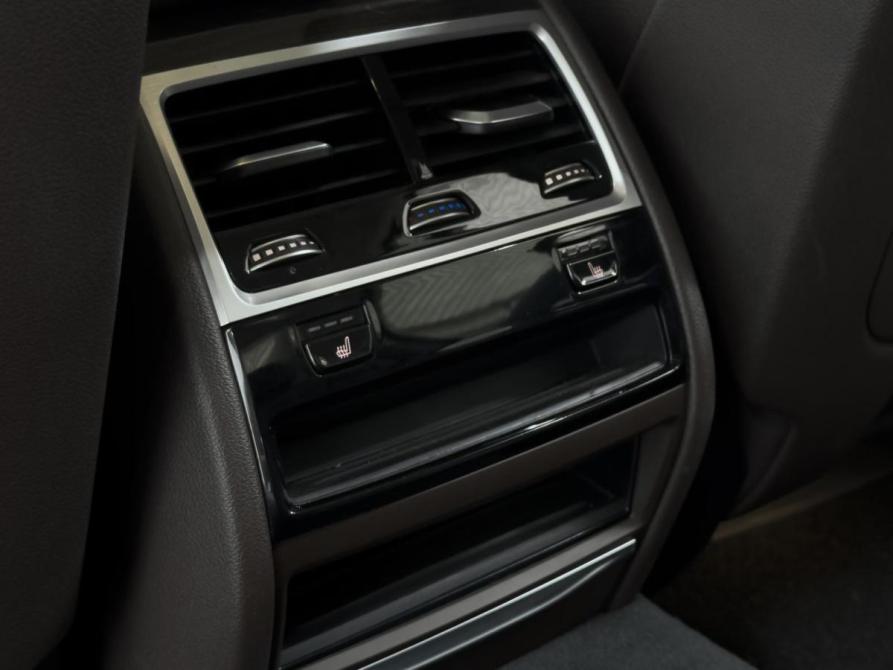 BMW 7 серии VI (G11/G12) Ростов-на-Дону  - изображение 19