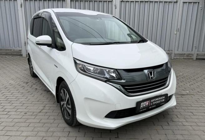 Honda Freed II с пробегом 2019 года, цена 1 688 000 рублей, 82348 км, компактвэн, Автокод Объявления
