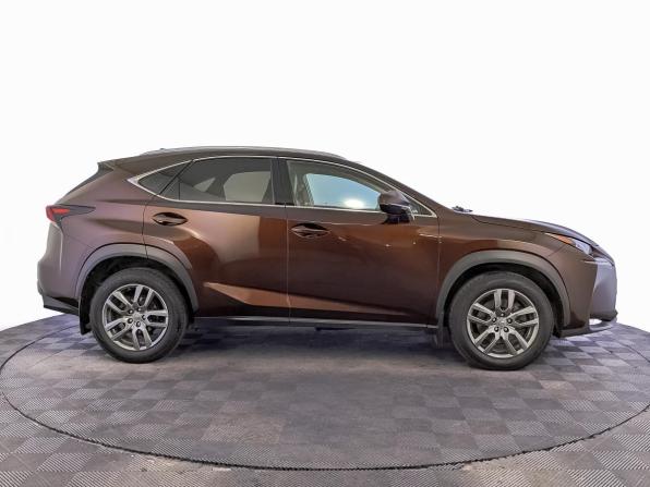 Lexus NX I с пробегом 2015 года, цена 2 410 000 рублей, 153189 км, внедорожник, Автокод Объявления