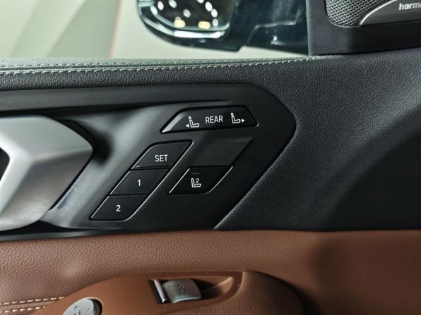 BMW X7 I (G07) с пробегом 2020 года, цена 6 350 000 рублей, 113835 км, внедорожник, Автокод Объявления