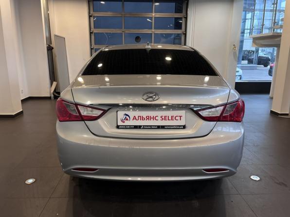 Hyundai Sonata VI (YF) с пробегом 2010 года, цена 1 150 000 рублей, 262012 км, седан, Автокод Объявления