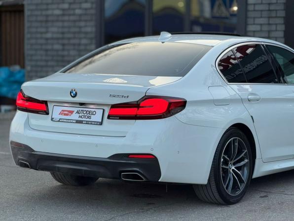 BMW 5 серии VII (G30/G31/G38) Рестайлинг с пробегом 2022 года, цена 4 390 000 рублей, 136082 км, седан, Автокод Объявления