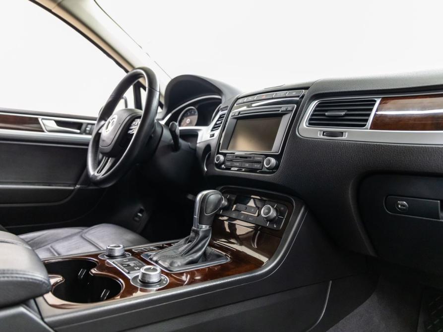 Volkswagen Touareg II Рестайлинг Волгоград  - изображение 32