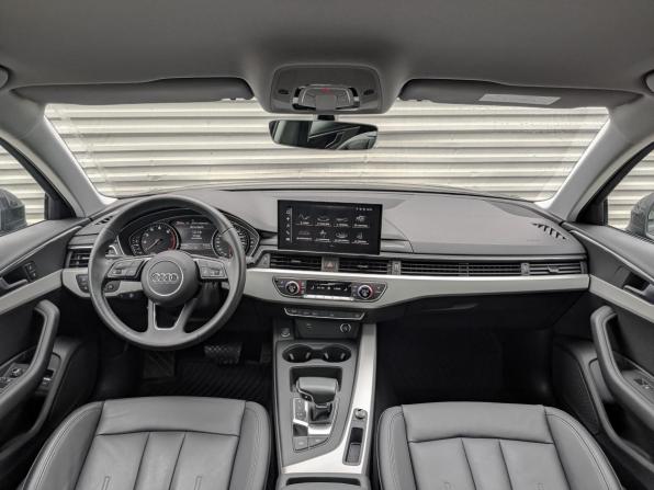 Audi A4 V (B9) Рестайлинг с пробегом 2022 года, цена 3 750 000 рублей, 44761 км, седан, Автокод Объявления