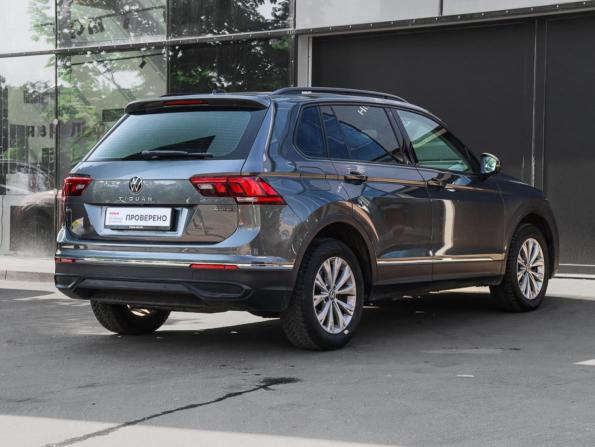 Volkswagen Tiguan II Рестайлинг с пробегом 2021 года, цена 3 250 000 рублей, 98570 км, внедорожник, Автокод Объявления