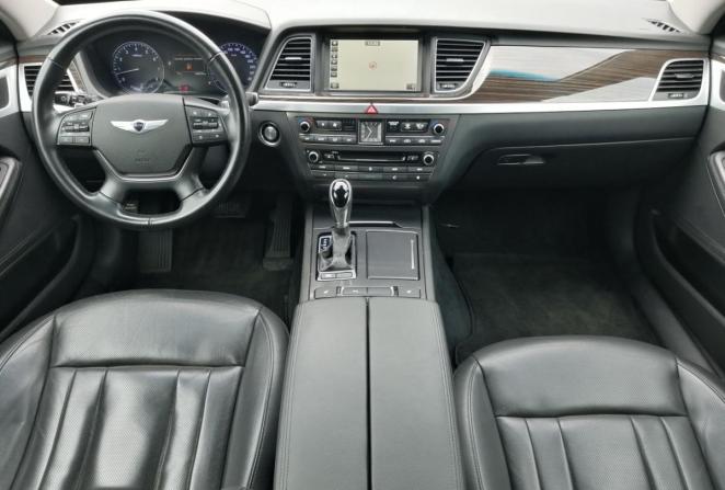 Hyundai Genesis II с пробегом 2014 года, цена 1 800 000 рублей, 164069 км, седан, Автокод Объявления