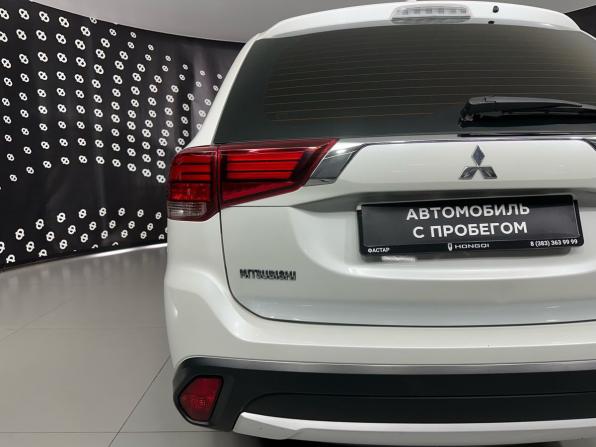 Mitsubishi Outlander III Рестайлинг 2 с пробегом 2017 года, цена 1 980 000 рублей, 116200 км, внедорожник, Автокод Объявления