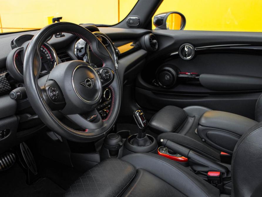 Mini Hatch III (F55/F56) Рестайлинг Москва  - изображение 13