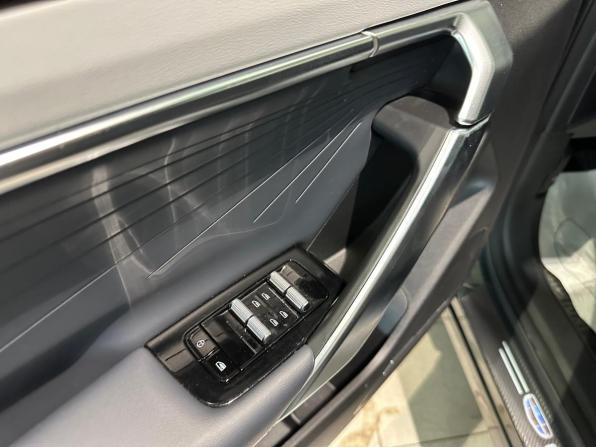 Geely Atlas II с пробегом 2024 года, цена 2 785 000 рублей, 15648 км, внедорожник, Автокод Объявления