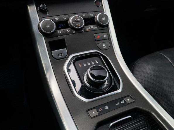 Land Rover Range Rover Evoque I Рестайлинг с пробегом 2017 года, цена 2 500 000 рублей, 131561 км, внедорожник, Автокод Объявления