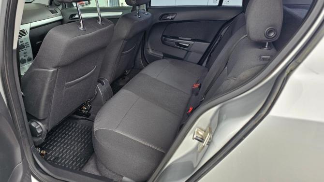 Opel Astra H Рестайлинг с пробегом 2011 года, цена 469 000 рублей, 203000 км, хэтчбек, Автокод Объявления