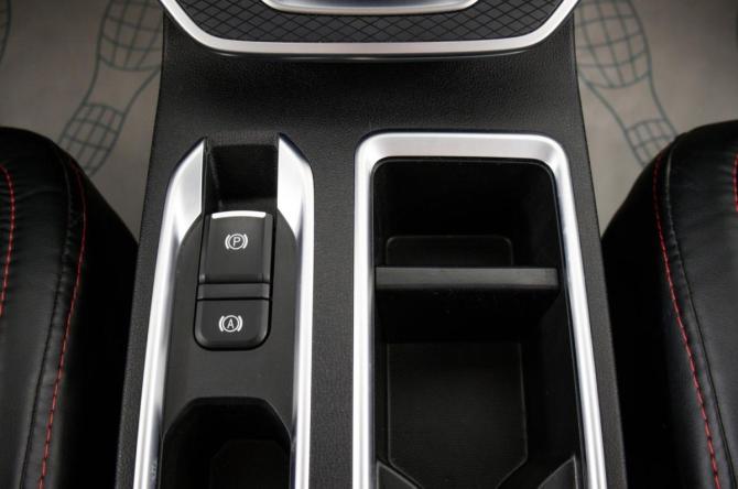 Haval M6 II с пробегом 2024 года, цена 2 049 000 рублей, 14100 км, внедорожник, Автокод Объявления