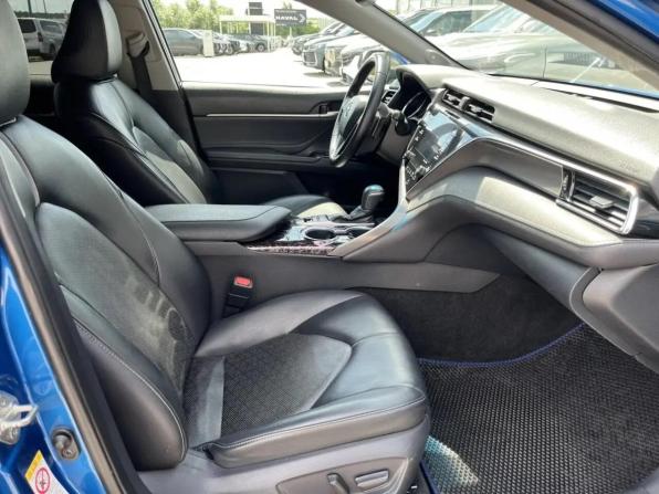 Toyota Camry VIII (XV70) с пробегом 2017 года, цена 2 100 000 рублей, 157727 км, седан, Автокод Объявления