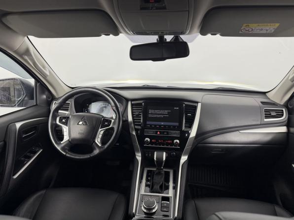 Mitsubishi Pajero Sport III Рестайлинг с пробегом 2021 года, цена 3 990 000 рублей, 30000 км, внедорожник, Автокод Объявления
