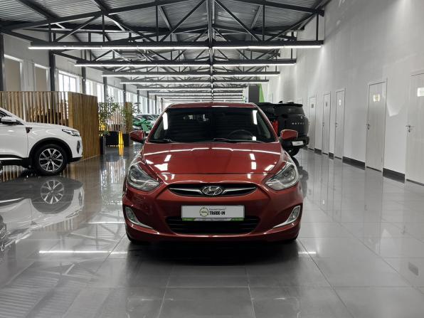 Hyundai Solaris I с пробегом 2014 года, цена 975 000 рублей, 144076 км, хэтчбек, Автокод Объявления