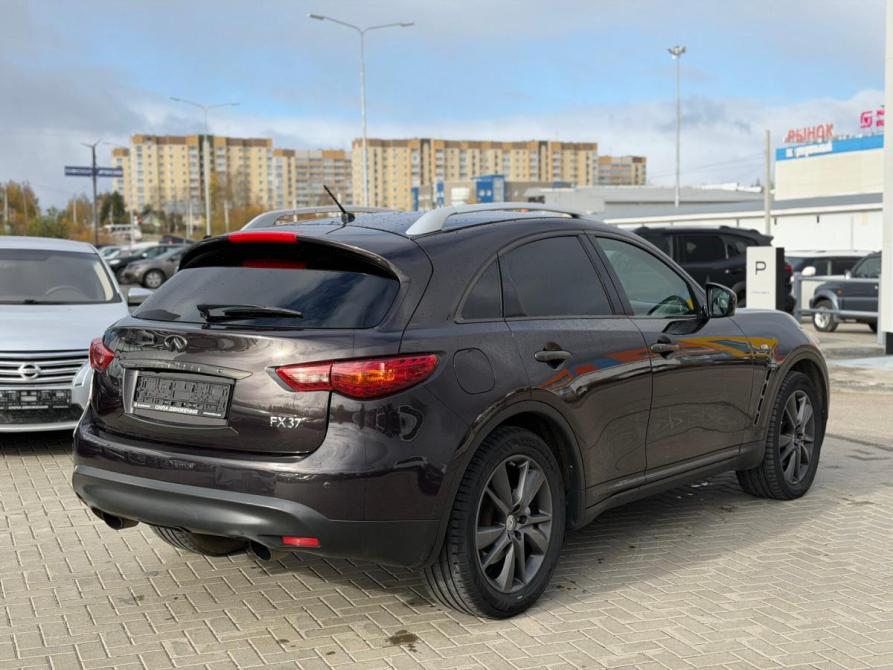Infiniti FX II (S51) Рестайлинг Сыктывкар  - изображение 4
