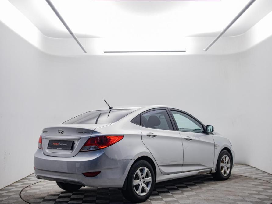 Hyundai Solaris I Москва  - изображение 5