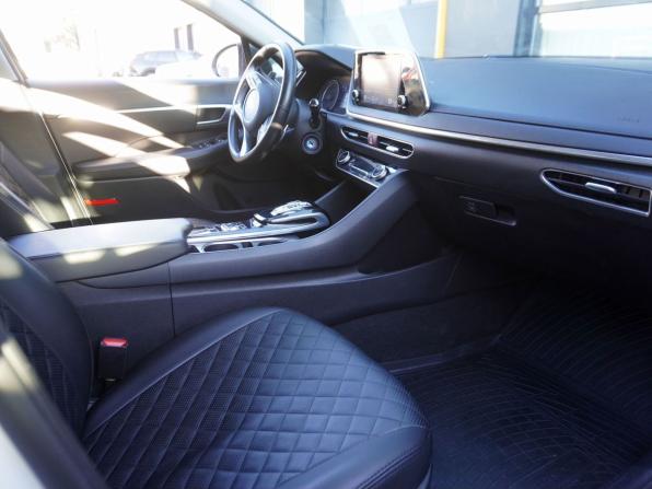 Hyundai Sonata VIII (DN8) с пробегом 2021 года, цена 2 290 000 рублей, 58997 км, седан, Автокод Объявления