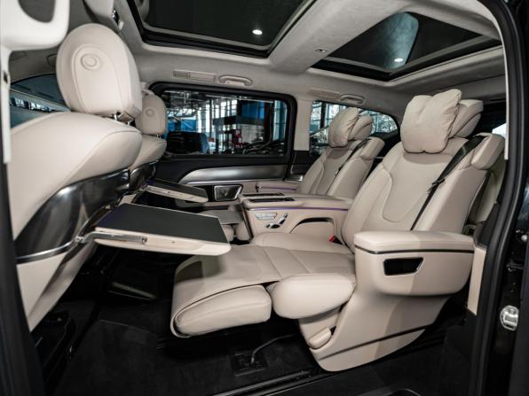 Mercedes-Benz V-Класс III (W447) Рестайлинг 2 с пробегом 2024 года, цена 14 317 000 рублей, 100 км, минивэн, Автокод Объявления