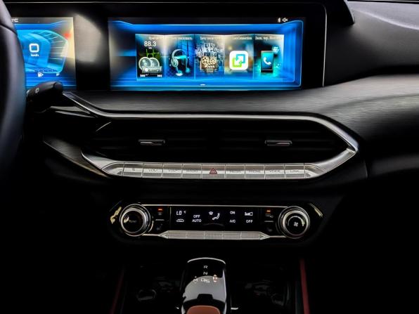 FAW Bestune T77 I с пробегом 2023 года, цена 1 625 000 рублей, 73683 км, внедорожник, Автокод Объявления