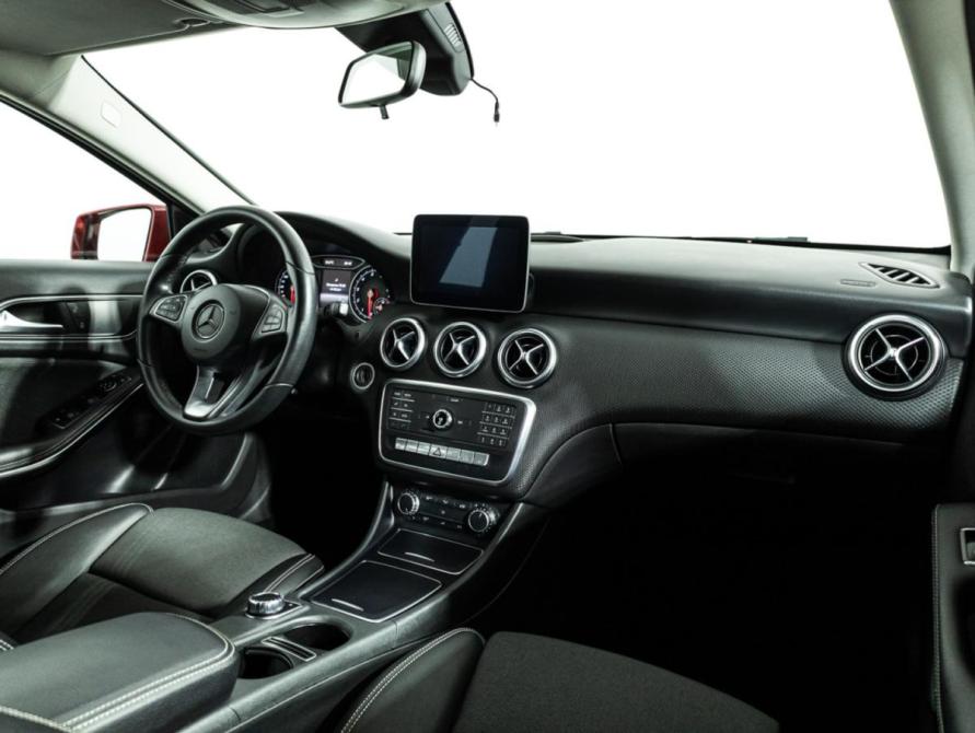 Mercedes-Benz A-Класс III (W176) Рестайлинг Санкт-Петербург  - изображение 10