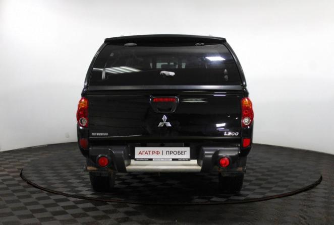 Mitsubishi L200 IV Рестайлинг с пробегом 2014 года, цена 1 500 000 рублей, 256268 км, offers.body_type.unknown, Автокод Объявления