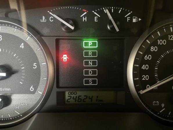 Toyota Land Cruiser 200 Series Рестайлинг 1 с пробегом 2012 года, цена 3 120 000 рублей, 246240 км, внедорожник, Автокод Объявления