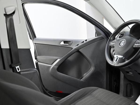Volkswagen Tiguan I Рестайлинг с пробегом 2012 года, цена 849 000 рублей, 147000 км, внедорожник, Автокод Объявления