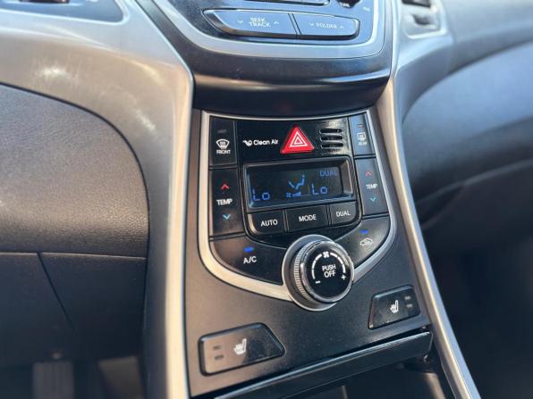 Hyundai Elantra V (MD) Рестайлинг с пробегом 2014 года, цена 1 095 000 рублей, 143704 км, седан, Автокод Объявления