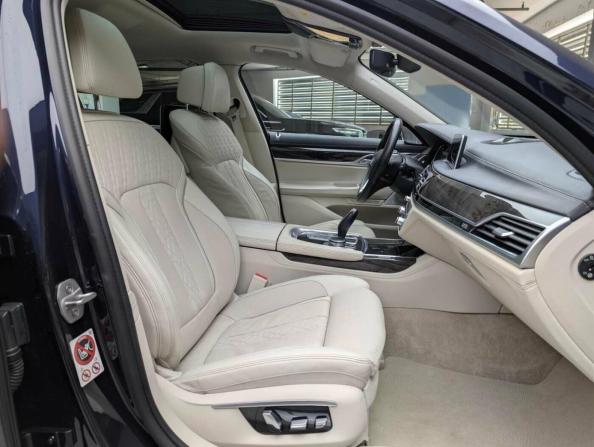 BMW 7 серии VI (G11/G12) с пробегом 2016 года, цена 3 797 000 рублей, 197958 км, седан, Автокод Объявления
