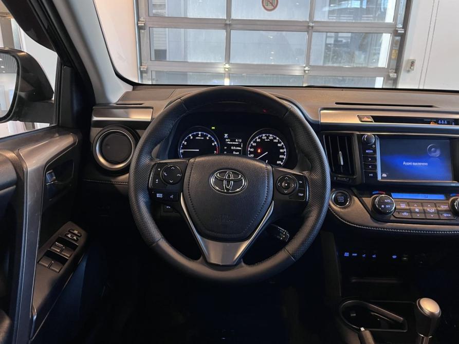 Toyota RAV4 IV (XA40) Рестайлинг Чебоксары  - изображение 10