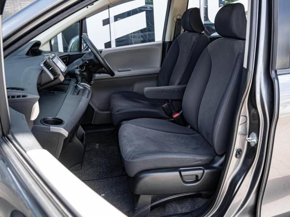 Honda Freed I с пробегом 2010 года, цена 1 050 000 рублей, 192101 км, компактвэн, Автокод Объявления