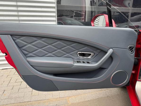 Bentley Continental GT II с пробегом 2015 года, цена 5 500 000 рублей, 72744 км, купе, Автокод Объявления