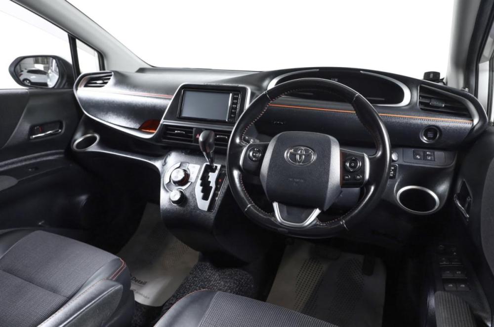 Toyota Sienta II Новосибирск  - изображение 8
