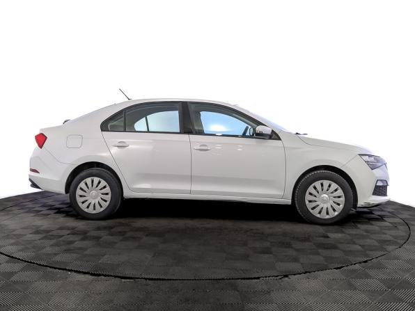 Skoda Rapid II с пробегом 2020 года, цена 1 440 000 рублей, 86090 км, лифтбек, Автокод Объявления