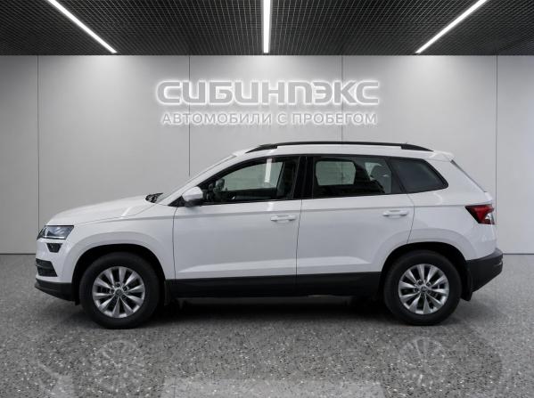 Skoda Karoq I с пробегом 2020 года, цена 2 379 000 рублей, 49917 км, внедорожник, Автокод Объявления