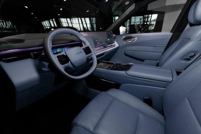 Новый Lynk &amp; Co 900 2025 года, цена 8 240 000 рублей, внедорожник, Автокод Объявления